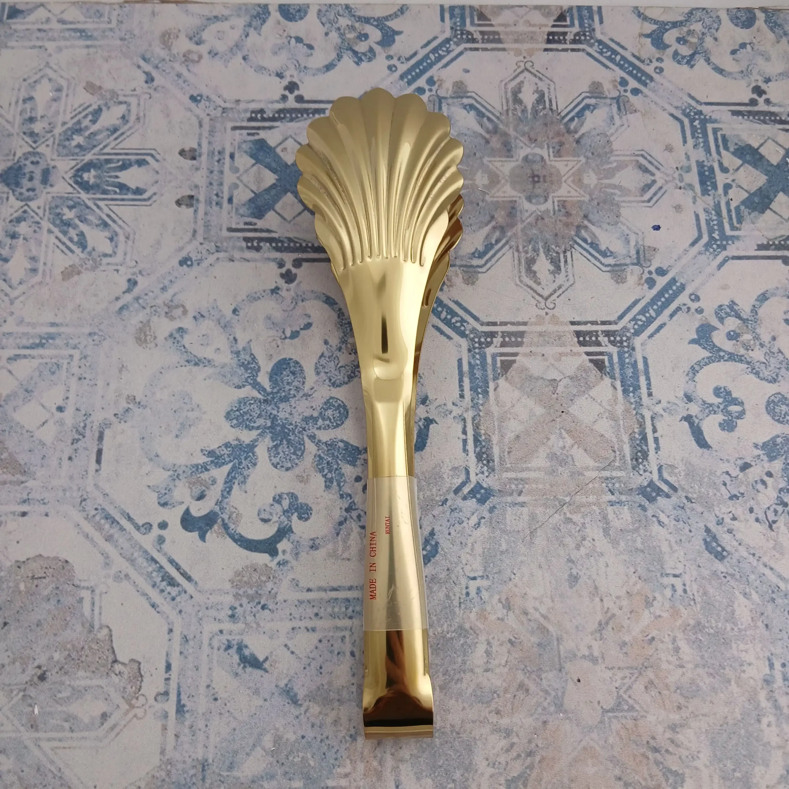 انبر سالاد طلایی کد 055 (1)-min انبر سالاد مدل طلایی کد 055 - Image 1