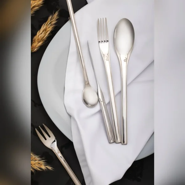 سرویس قاشق چنگال 110 پارچه 24 نفره بارونیا مدل 311g + هارد باکس