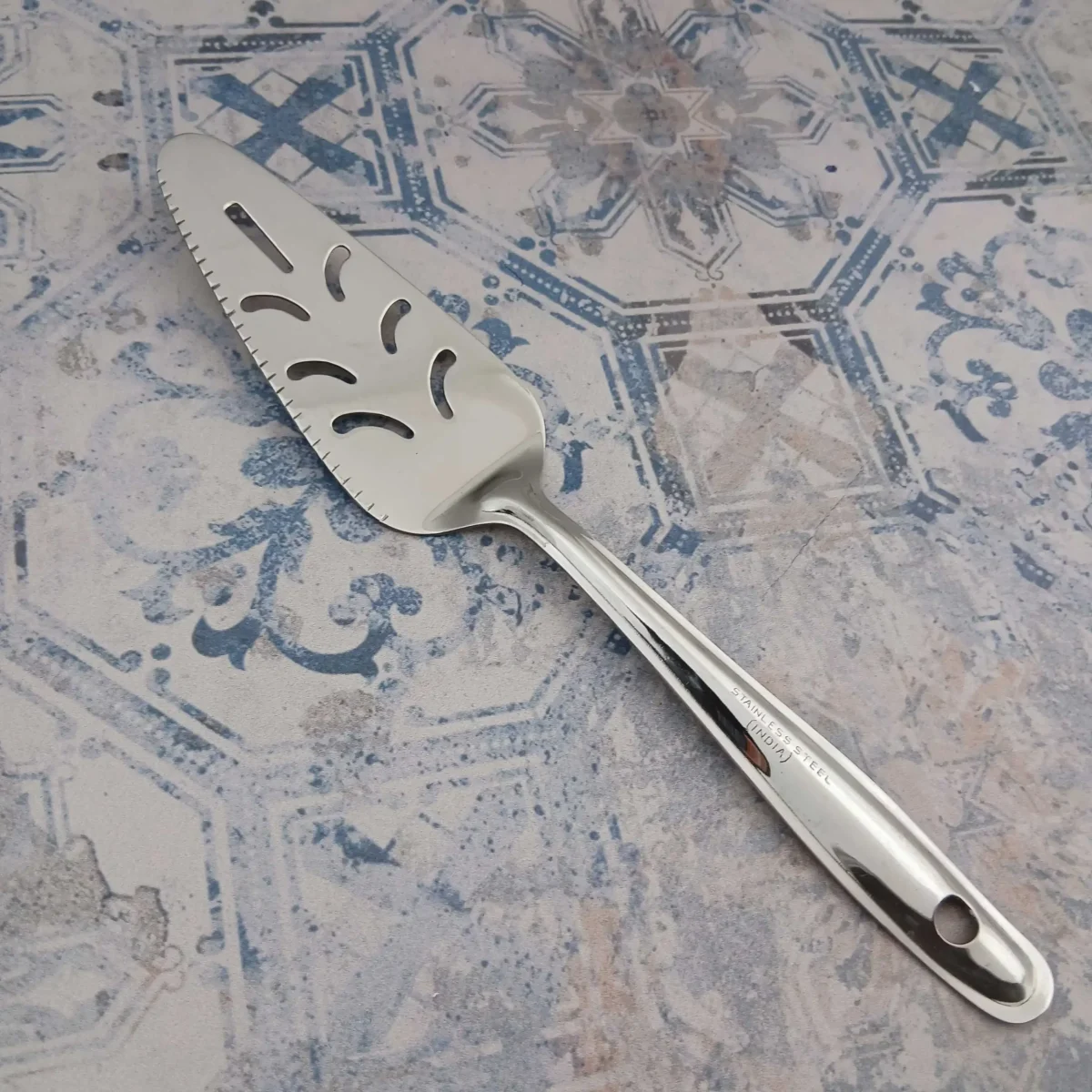 کفگیر کیک استیل کد e13 - تصویر 3